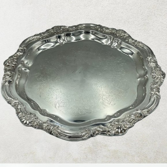 Vintage Silver Plated Serving Platter Ornate Round Serving Tray Cocktail Tray - Picture 1 of 8